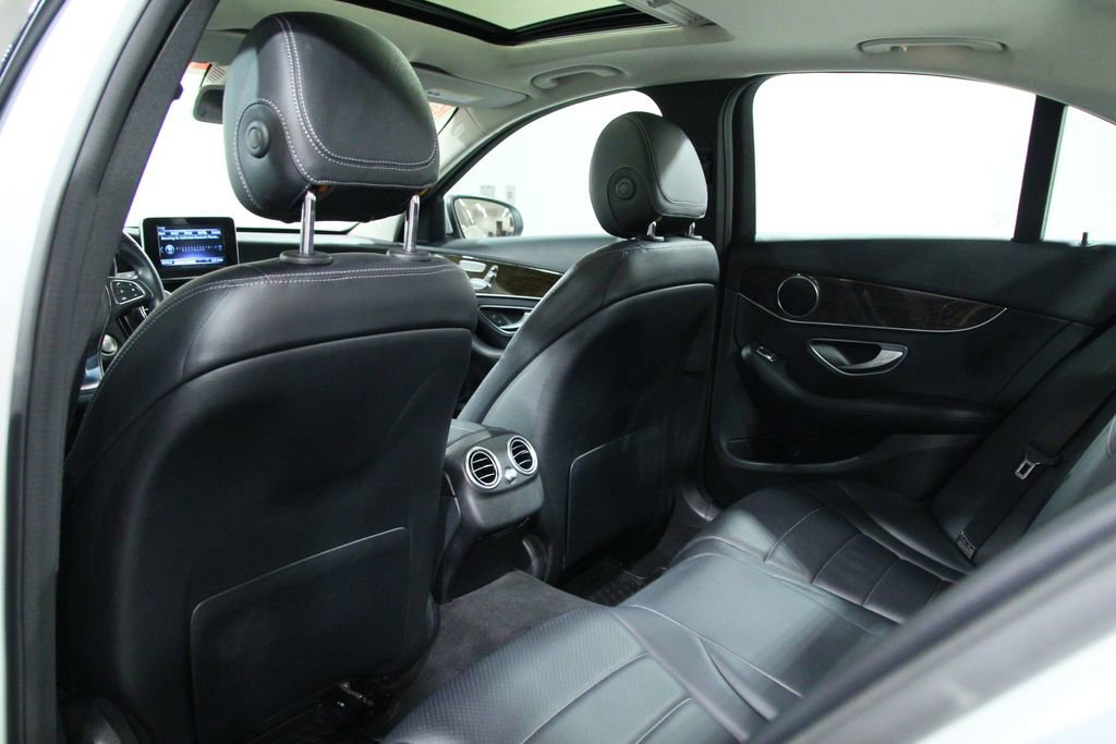 Certified 2018 Mercedes-Benz C 300 4MATIC Sedan image 30