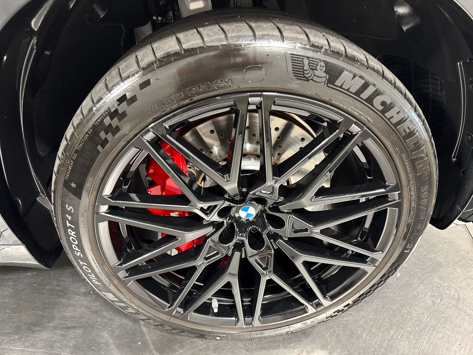 Used 2026 BMW X5 M Competition w/ Executive Package AWD/4WD image 15