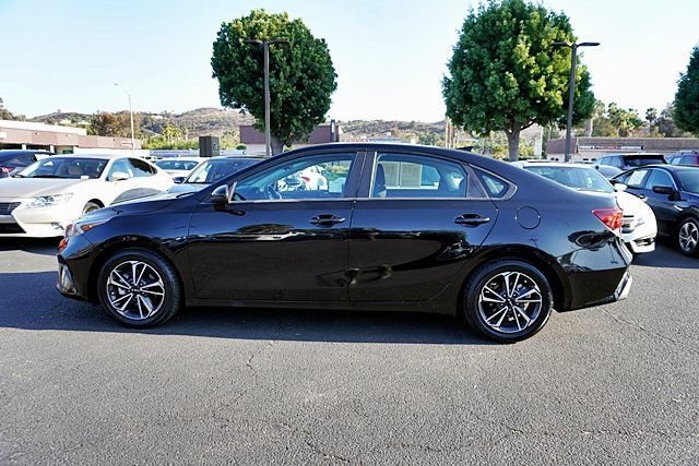 Used 2023 Kia Forte LXS FWD image 8