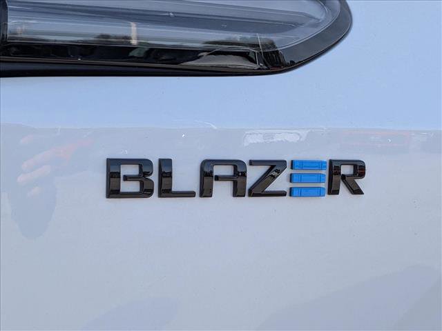 New 2026 Chevrolet Blazer EV SS image 17