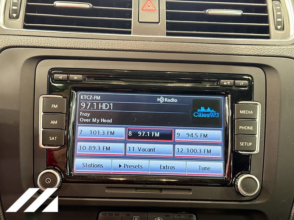 Used 2013 Volkswagen Jetta SE FWD image 14