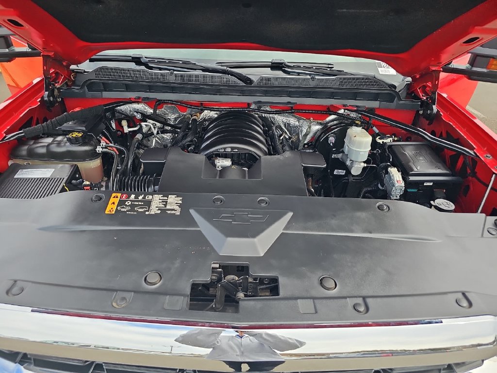Used 2018 Chevrolet Silverado 1500 LT w/ LT Fleet Convenience Package AWD/4WD image 30