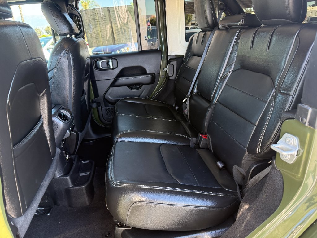 Used 2023 Jeep Wrangler Unlimited Sahara AWD/4WD image 14