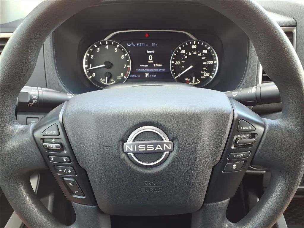 Used 2022 Nissan Frontier SV w/ Technology Package image 14