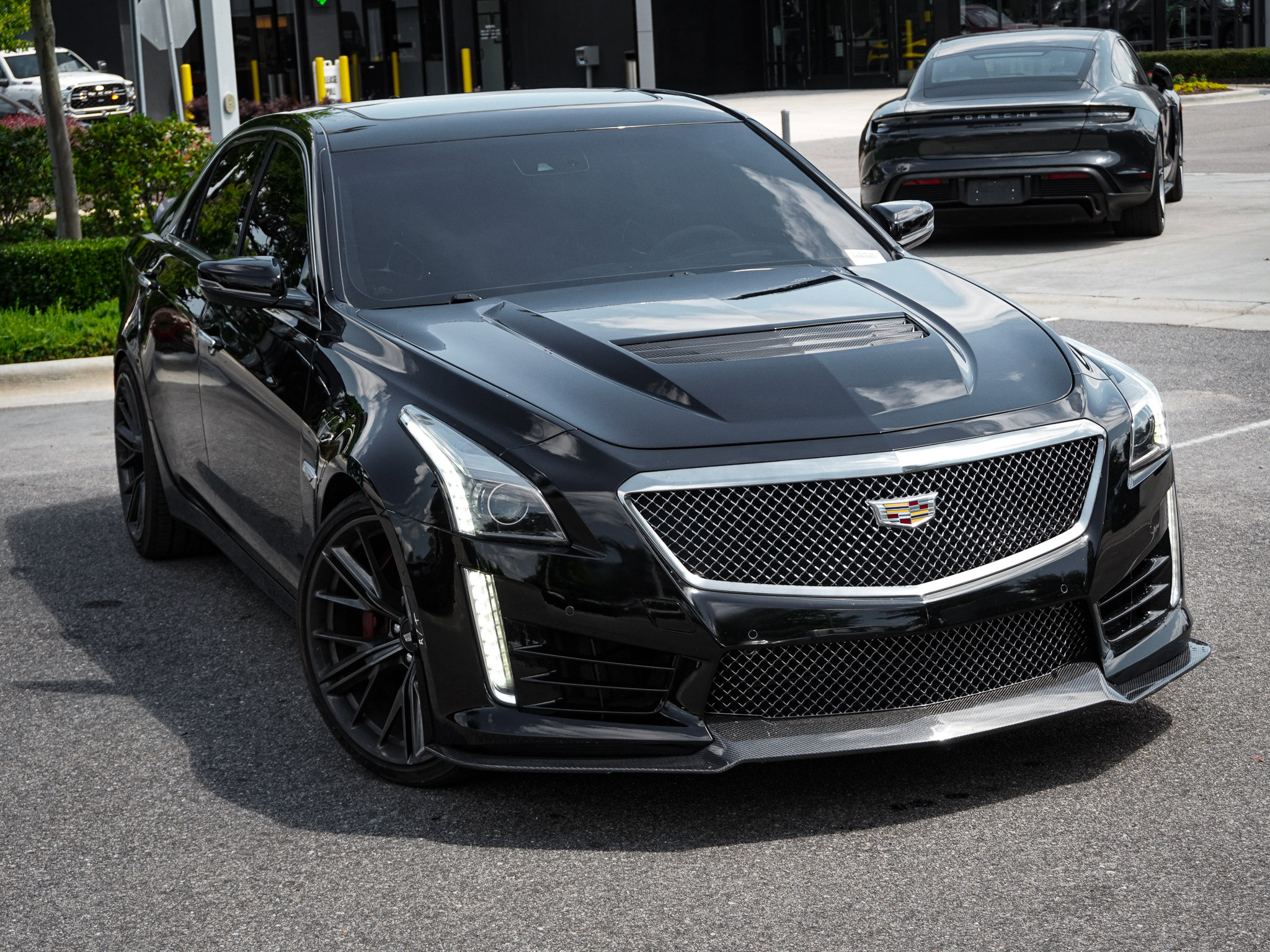 Used 2019 Cadillac CTS V w/ Carbon Fibre Package RWD image 2