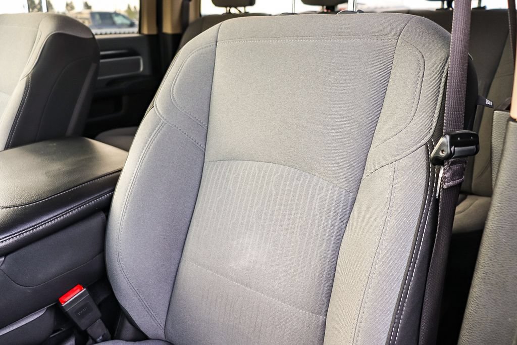 Used 2019 RAM 2500 Big Horn RWD image 28