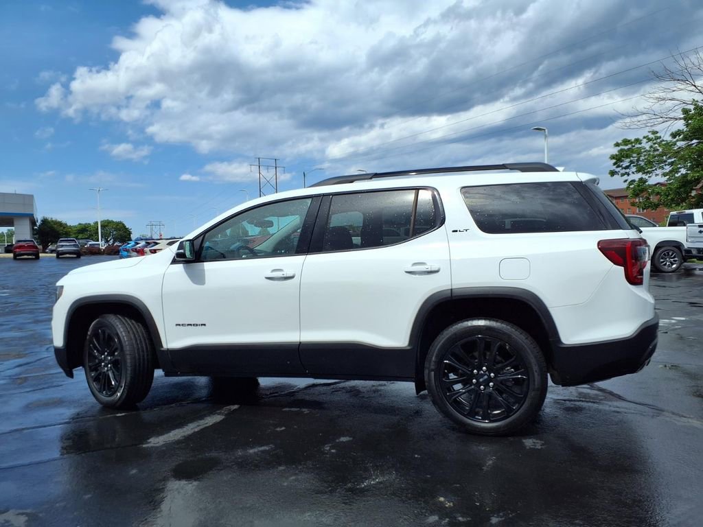 Used 2023 GMC Acadia SLT w/ Elevation Edition FWD image 33
