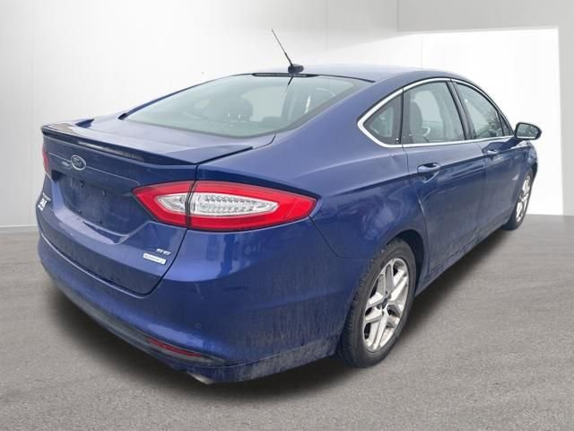 Used 2016 Ford Fusion SE w/ Equipment Group 202A image 6