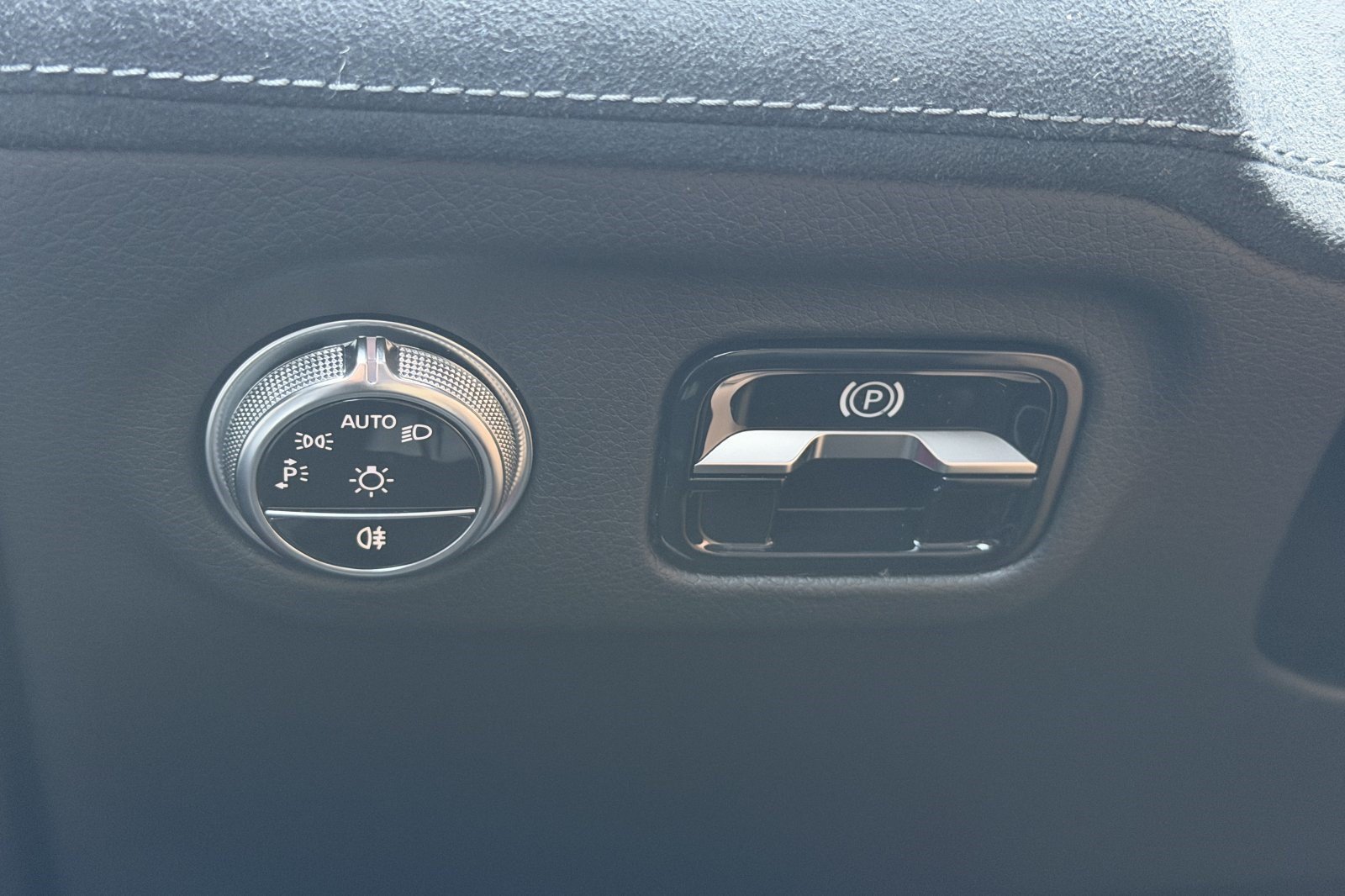 Used 2023 Mercedes-Benz EQS 450+ 4MATIC Sedan image 32