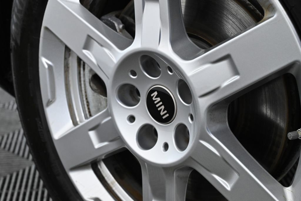 Used 2025 MINI Cooper Countryman S w/ Comfort Package Max image 31