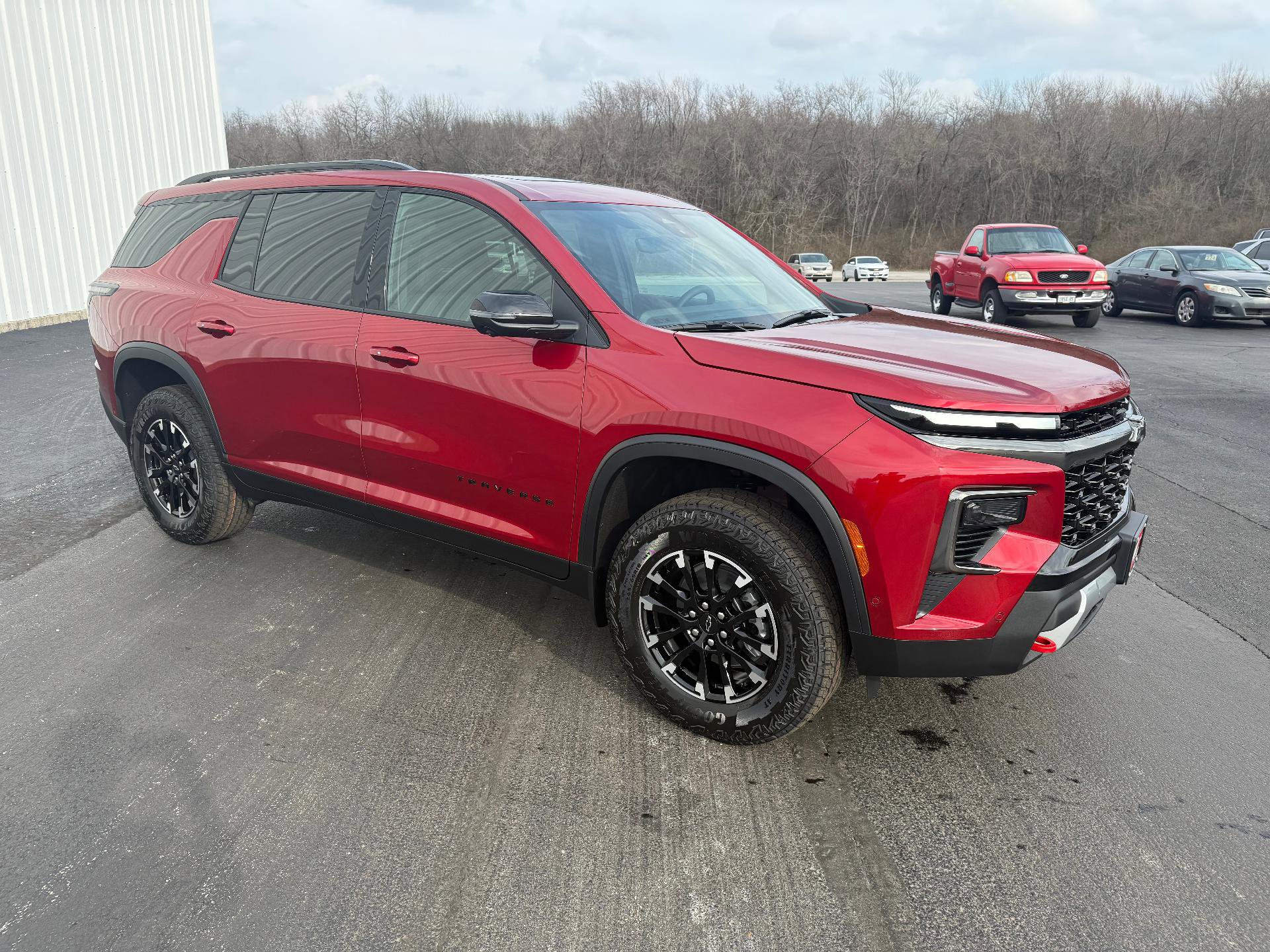 New 2026 Chevrolet Traverse Z71 w/ Enhanced Driving Package AWD/4WD image 7