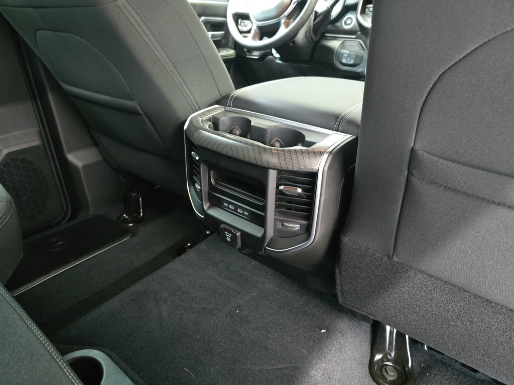 New 2026 RAM 3500 Big Horn AWD/4WD image 12