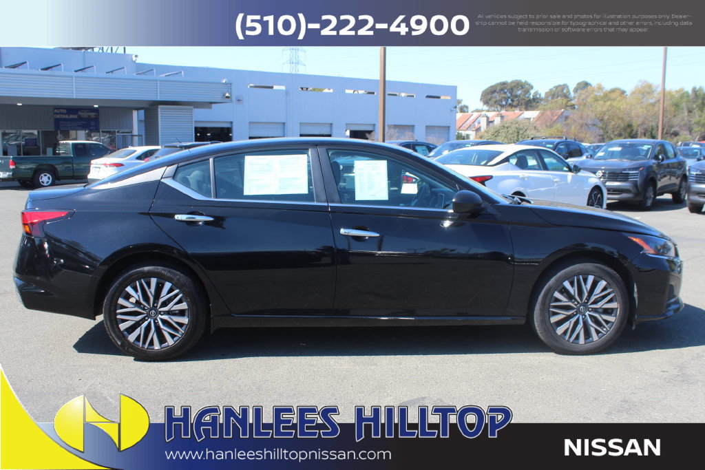 Certified 2025 Nissan Altima 2.5 SV AWD/4WD image 6