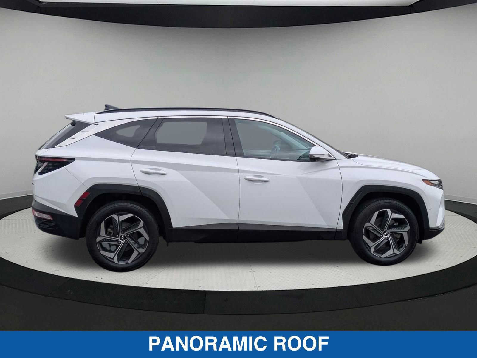 Used 2024 Hyundai Tucson Limited AWD/4WD image 2