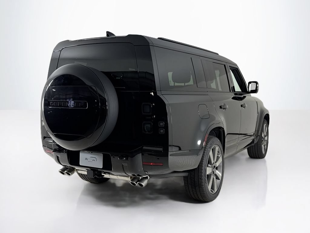 New 2026 Land Rover Defender 130 V8 AWD/4WD image 5