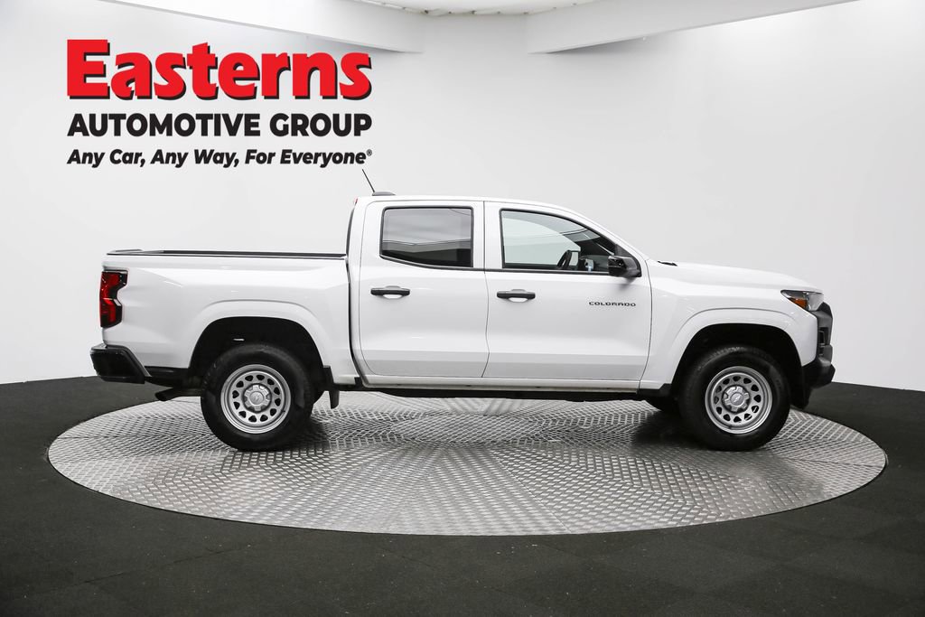 Used 2024 Chevrolet Colorado W/T w/ Technology Package image 4