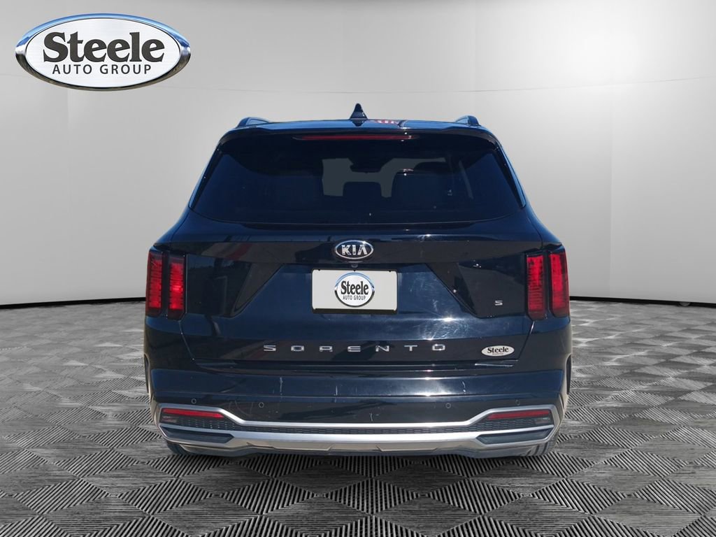 Used 2021 Kia Sorento S w/ Panoramic Sunroof Package image 4