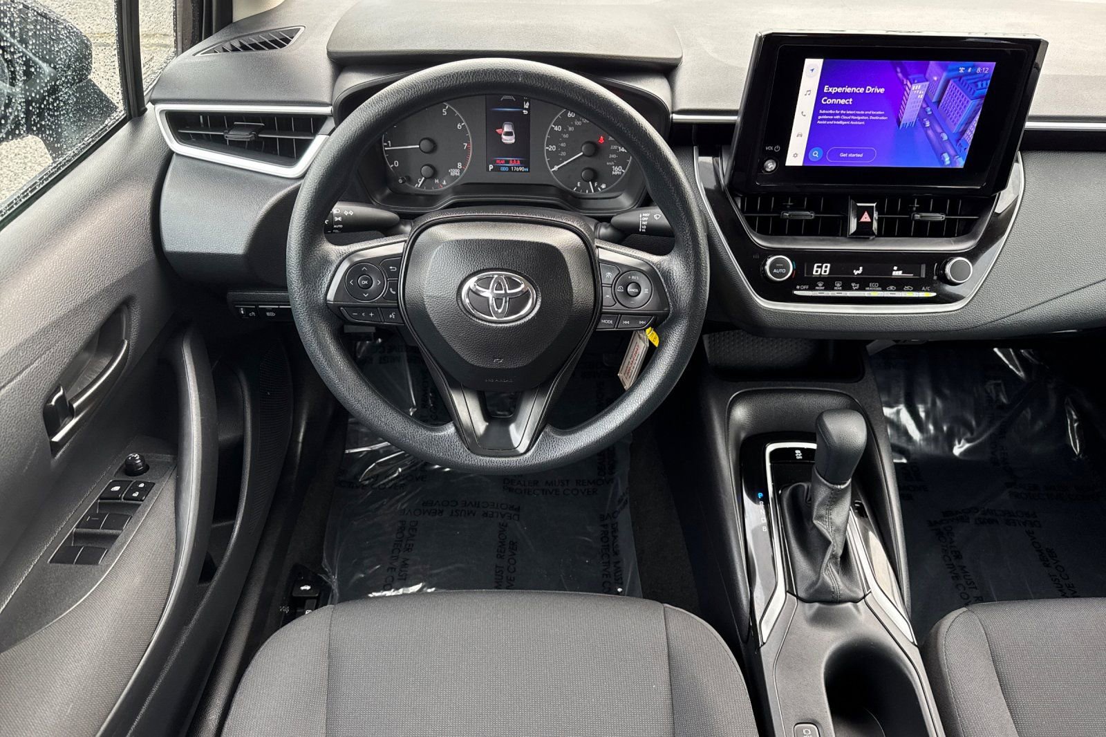 Used 2025 Toyota Corolla LE image 14