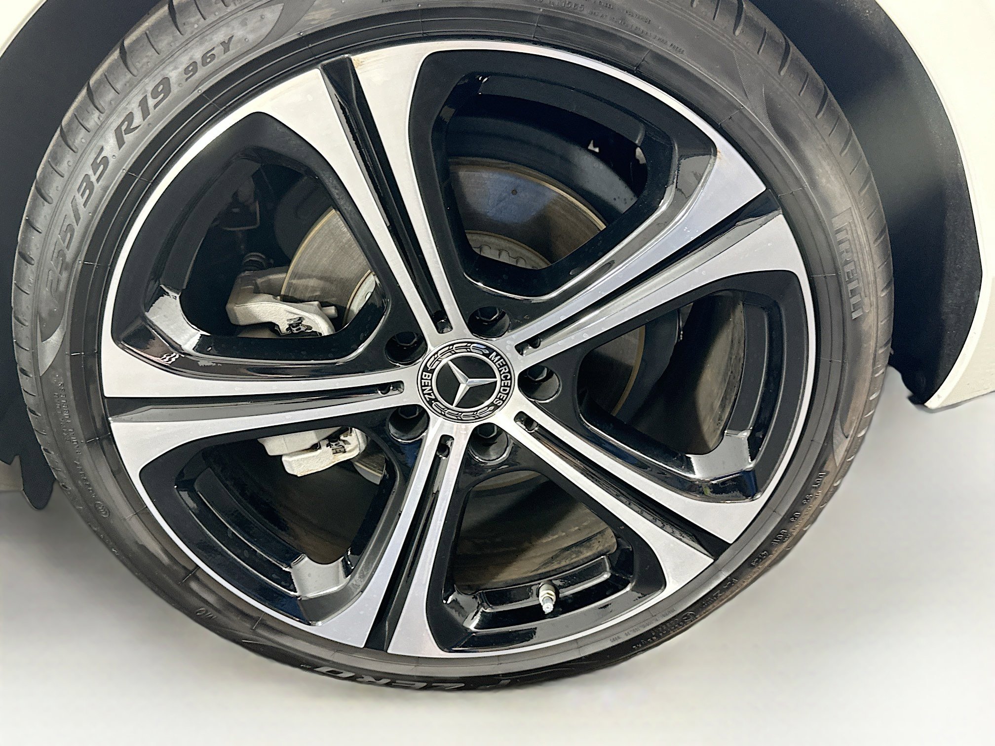 Used 2024 Mercedes-Benz C 300 Sedan image 11