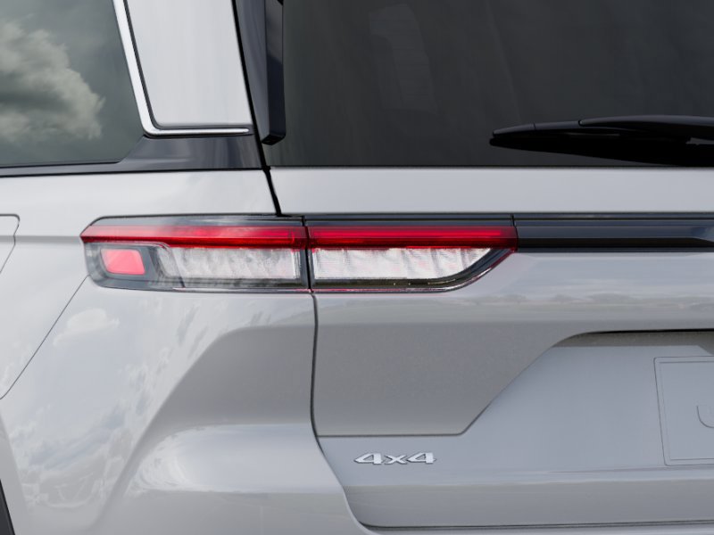 New 2025 Jeep Grand Cherokee Laredo X w/ Luxury Tech Group I image 10