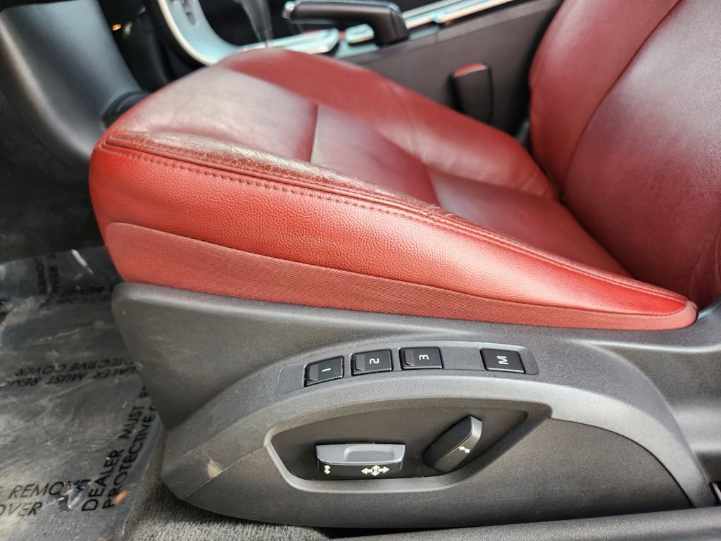 Used 2012 Volvo C70 T5 image 15