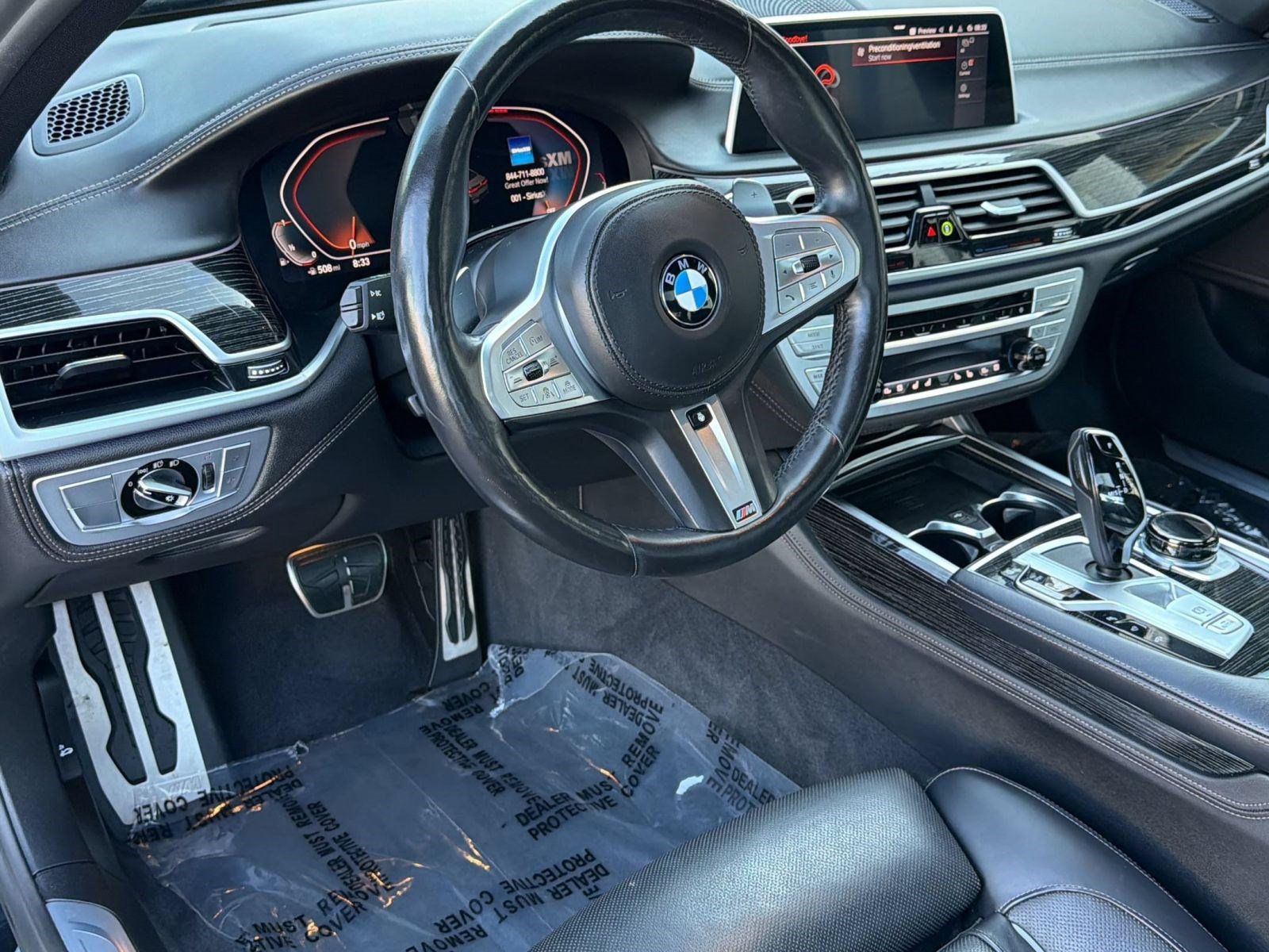 Used 2022 BMW 740i xDrive w/ M Sport Package AWD/4WD image 4