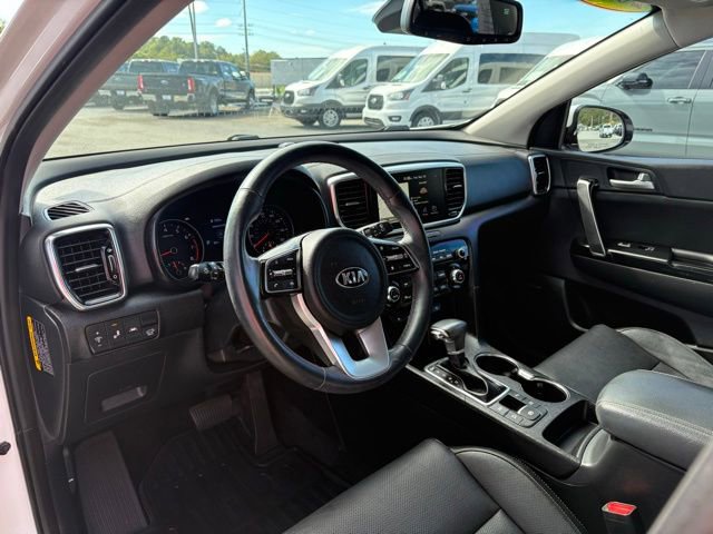 Used 2022 Kia Sportage EX w/ EX Technology Package image 11