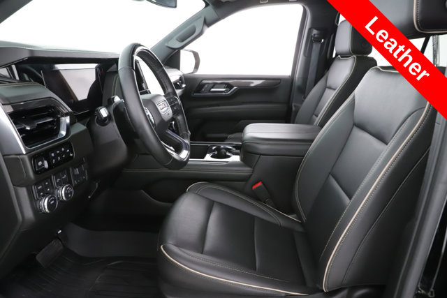 Used 2025 GMC Yukon Elevation AWD/4WD image 16