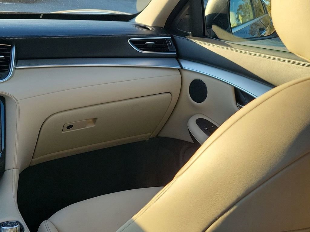 Used 2019 INFINITI QX50 Luxe w/ Navigation Package image 21