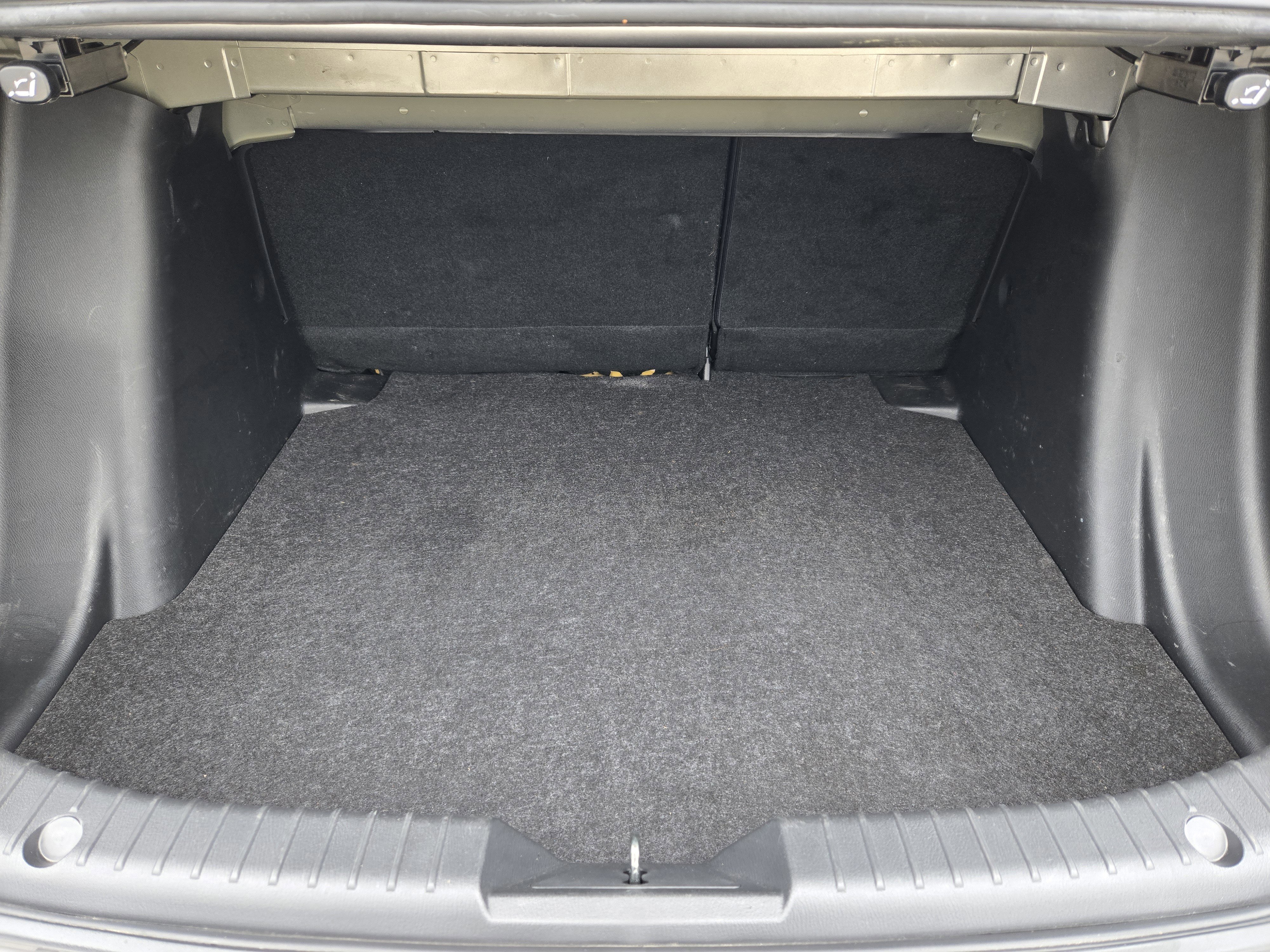 Used 2016 Scion iA image 31