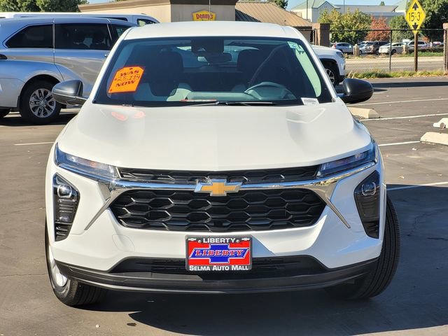 Used 2024 Chevrolet Trax LS FWD image 3