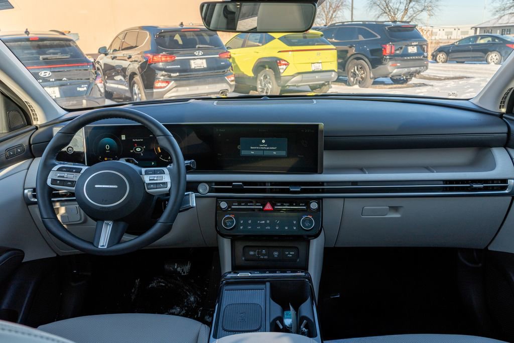 New 2025 Hyundai Tucson Limited image 17