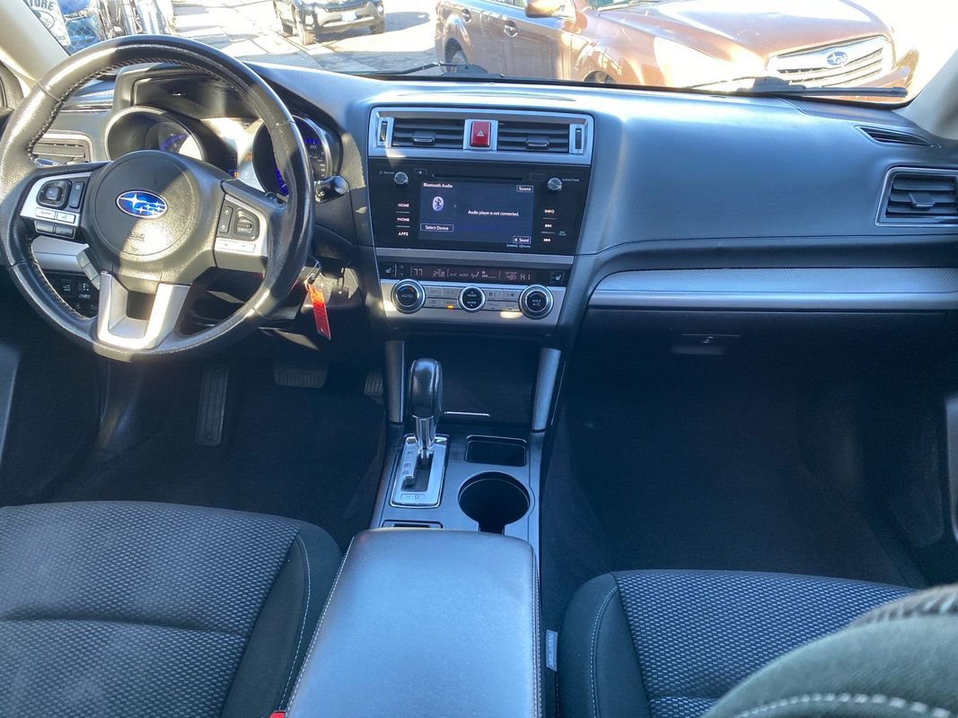 Used 2017 Subaru Outback 2.5i Premium AWD/4WD image 18