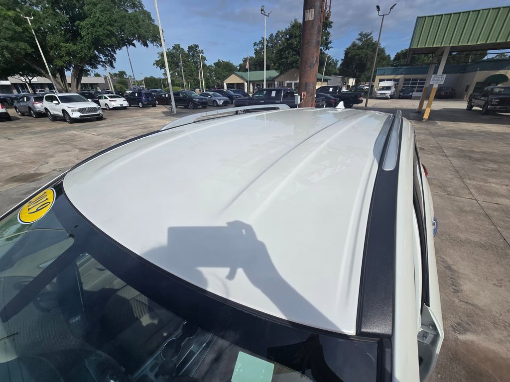 Used 2019 Nissan Pathfinder SL FWD image 16