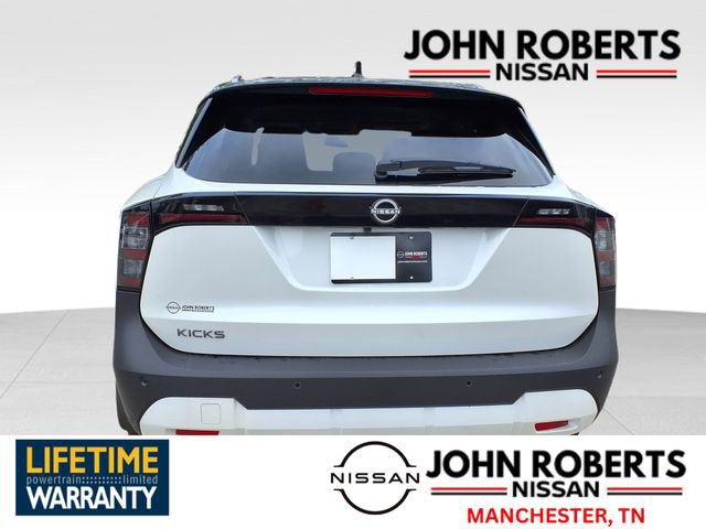New 2026 Nissan Kicks SV image 14
