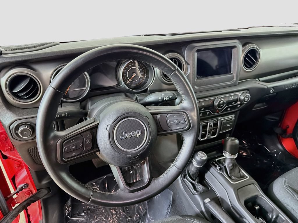 Used 2022 Jeep Wrangler Unlimited Sport w/ Technology Group AWD/4WD image 18