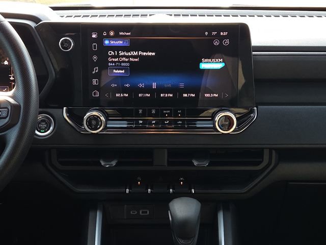 Used 2023 Chevrolet Colorado Trail Boss w/ Technology Package image 13