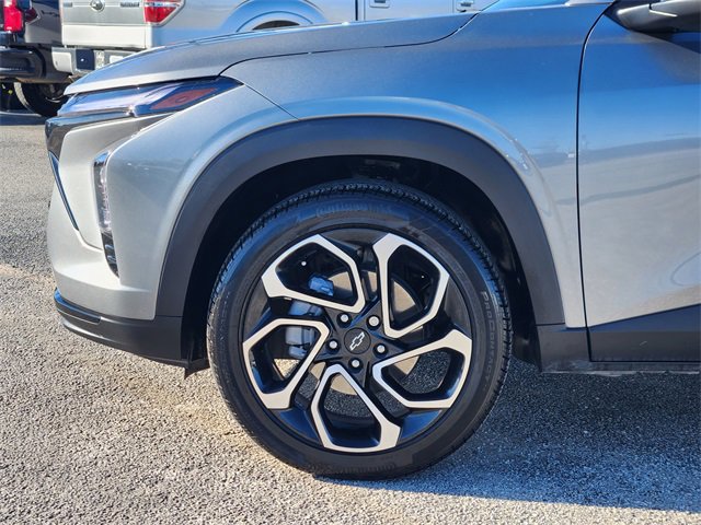 Used 2024 Chevrolet Trax RS w/ Driver Confidence Package image 8