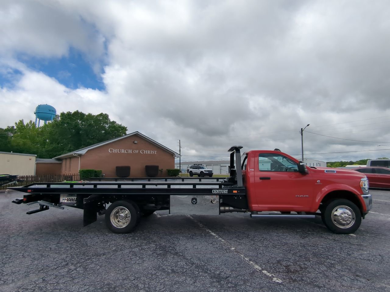 New 2024 RAM 5500 SLT w/ Quick Order Package 2YG SLT RWD image 2
