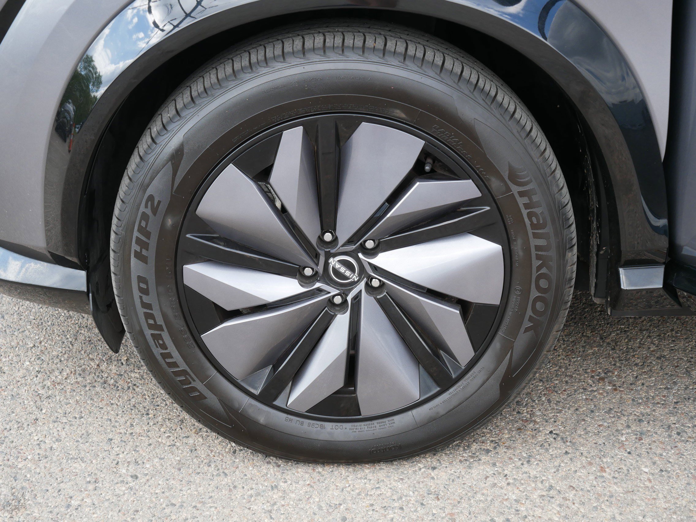 Certified 2023 Nissan Ariya AWD image 15