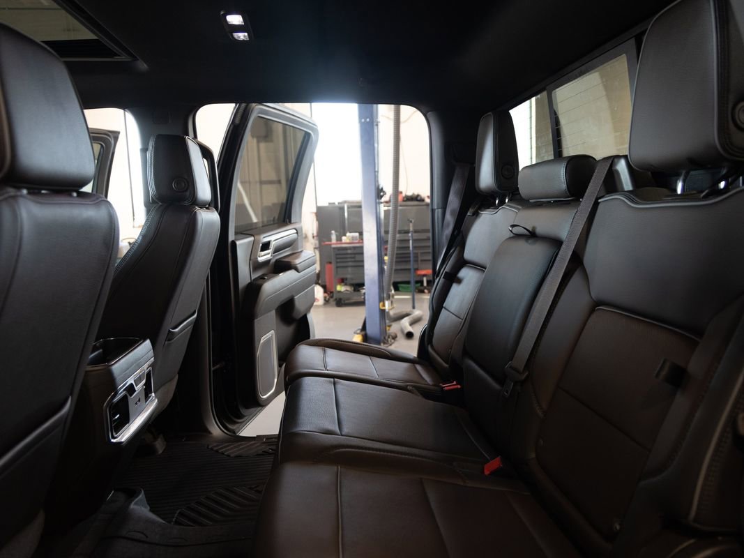 Used 2024 GMC Sierra 3500 Denali w/ Technology Package AWD/4WD image 21