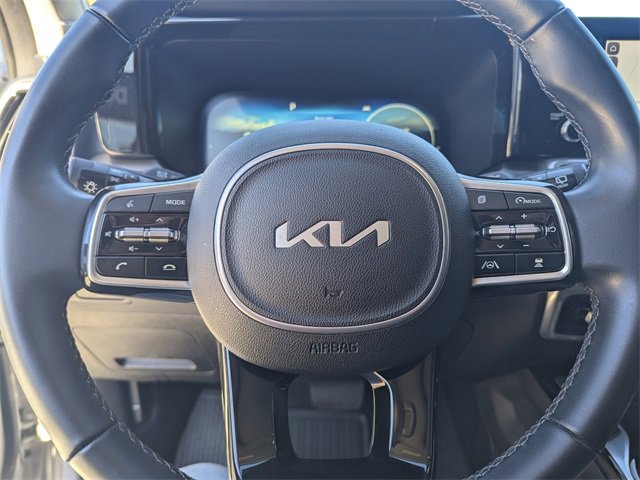 Used 2023 Kia Sorento SX image 21