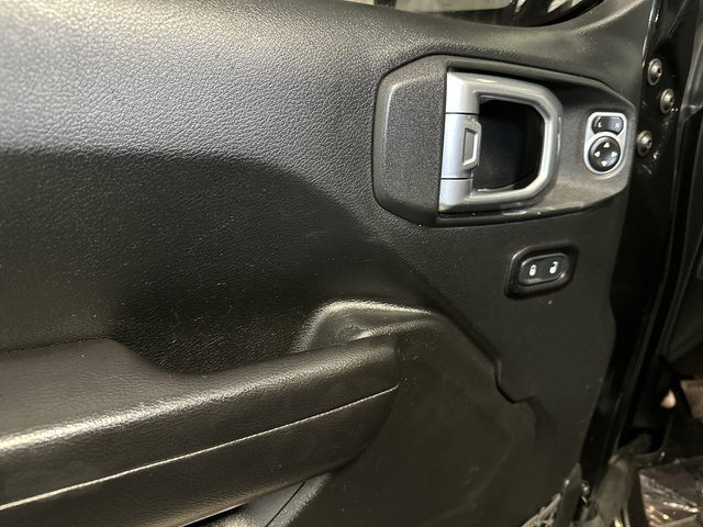 Used 2019 Jeep Wrangler Unlimited Sport S AWD/4WD image 26