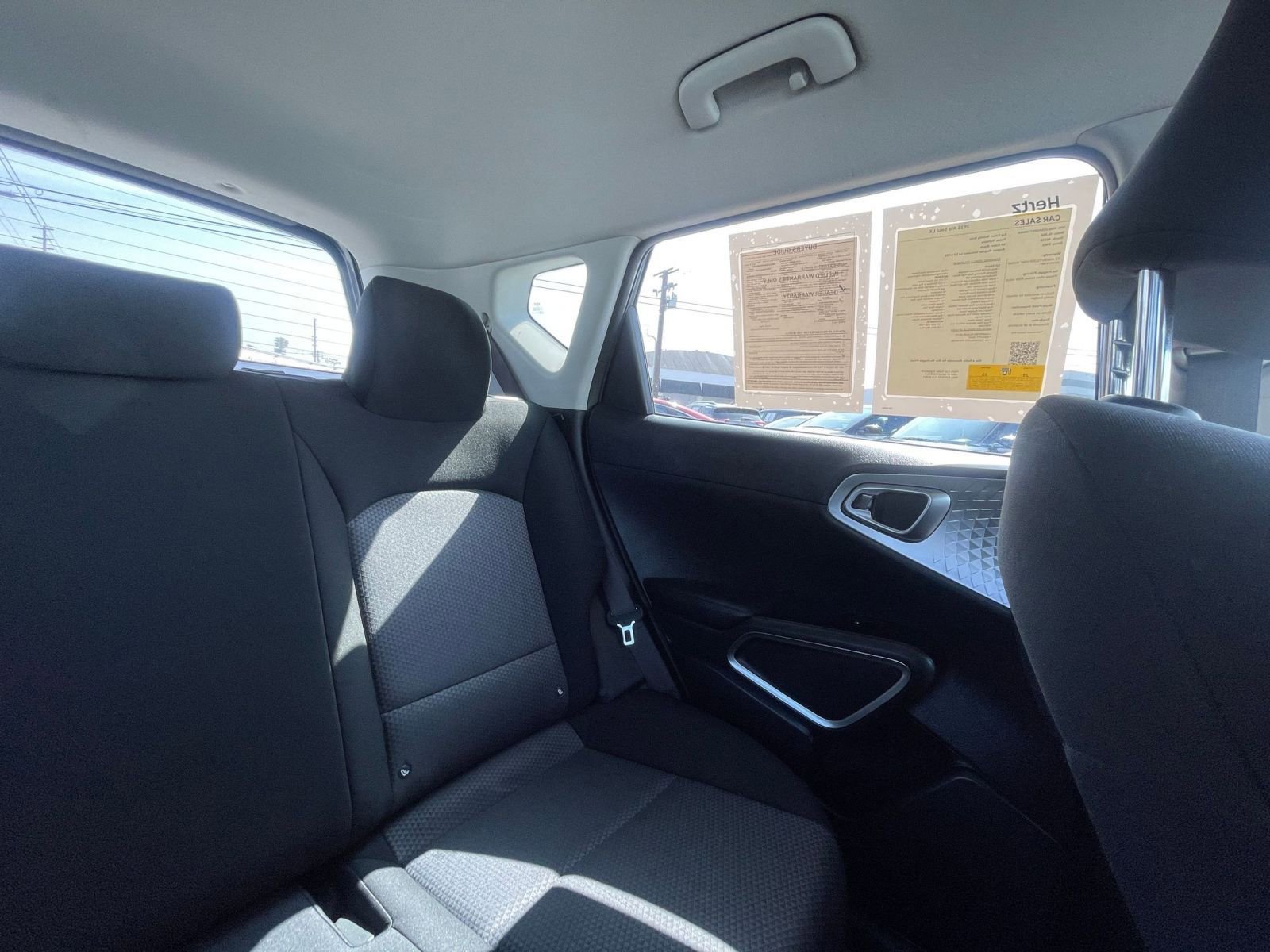 Used 2025 Kia Soul LX w/ LX Technology Package FWD image 37