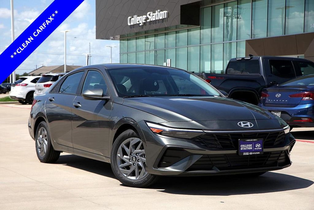 Used 2024 Hyundai Elantra SEL
