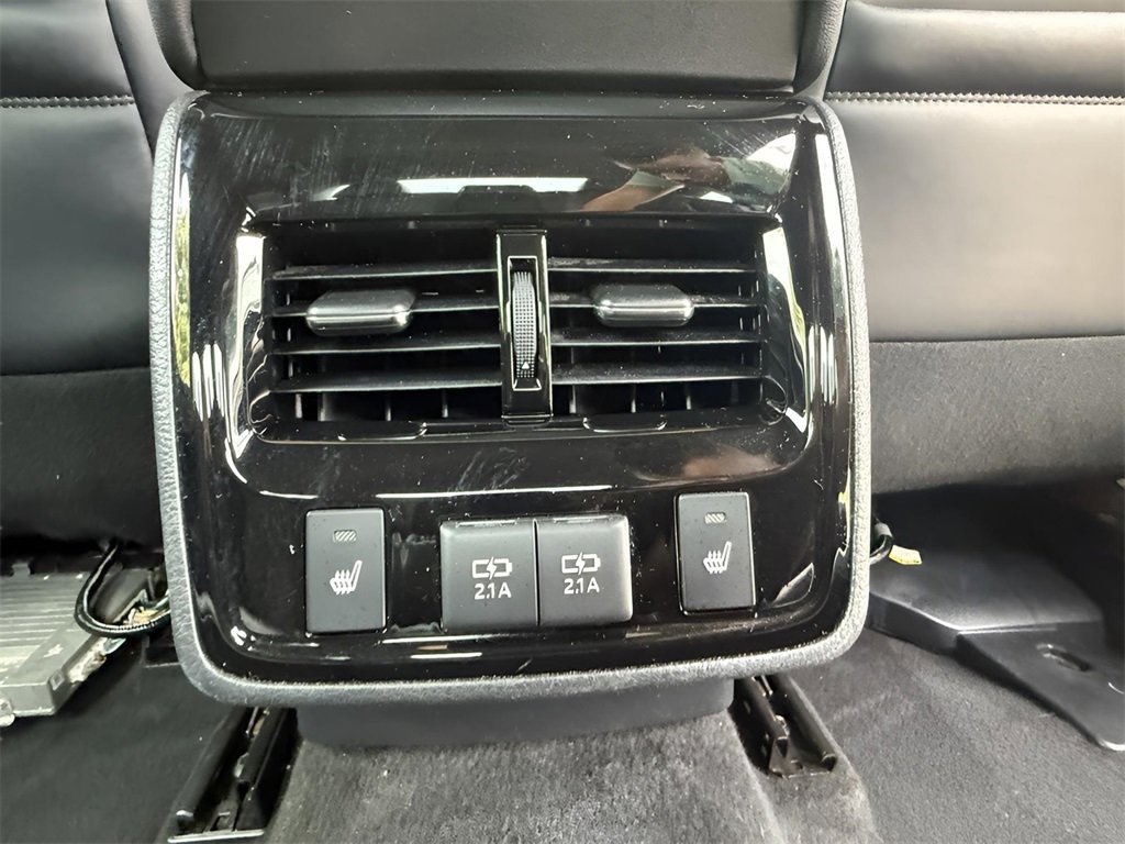 Used 2020 Toyota Avalon Touring image 31