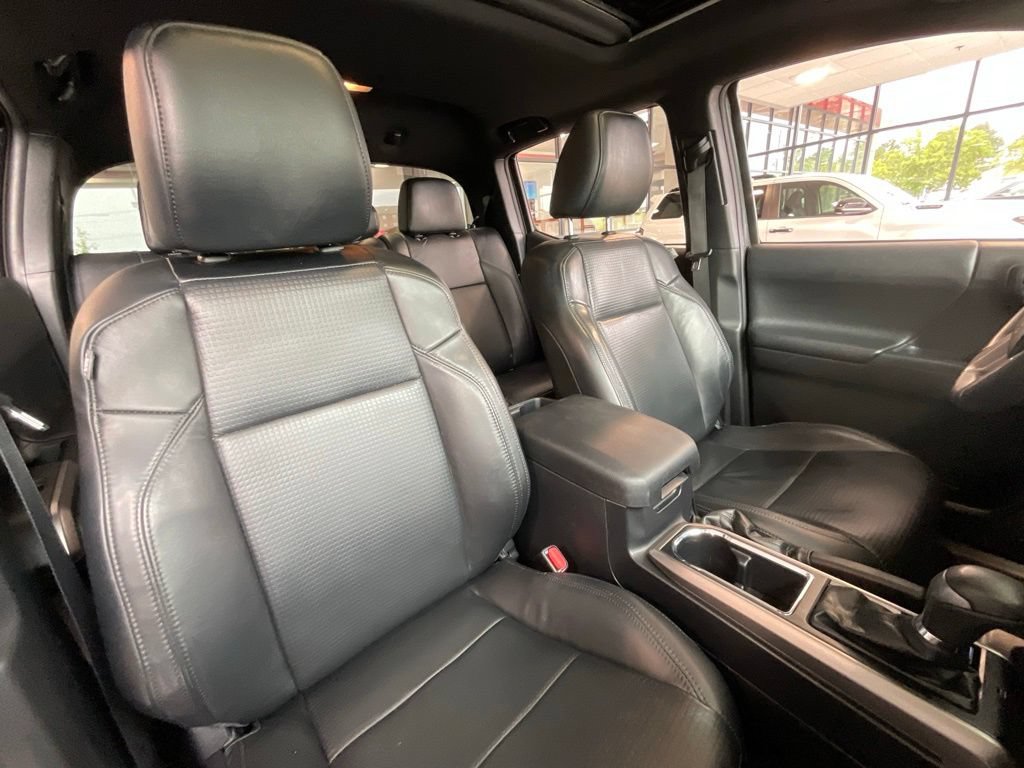 Used 2019 Toyota Tacoma Limited AWD/4WD image 20