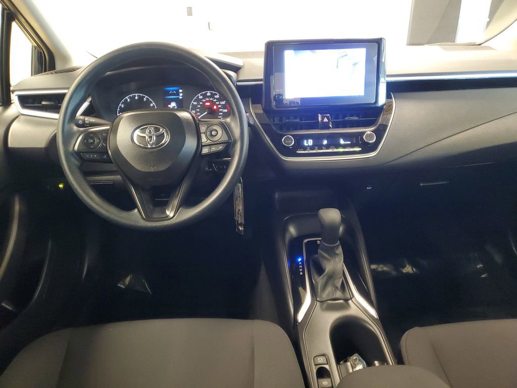 Used 2024 Toyota Corolla LE image 9