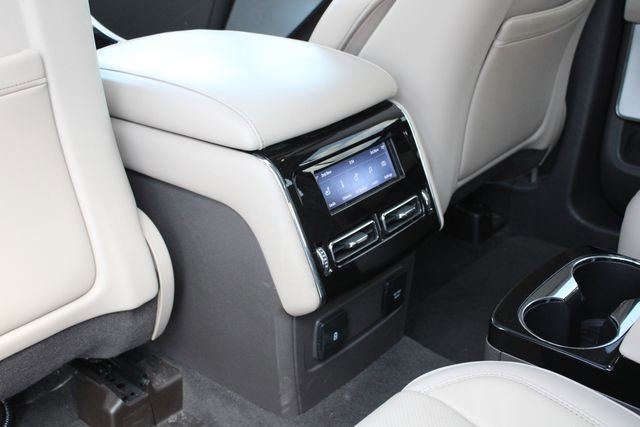 Used 2023 Lincoln Aviator Reserve w/ Equipment Group 201A image 24