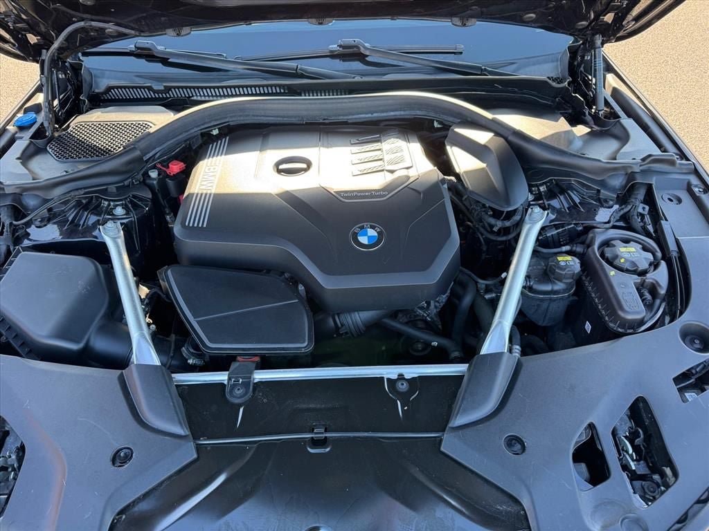 Used 2021 BMW 530i xDrive w/ Premium Package AWD/4WD image 12